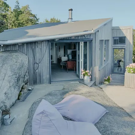 度假居 Modern On Rock At *