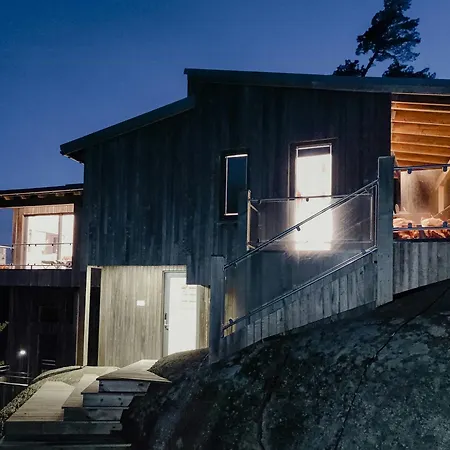 Дом отдыха Modern On Rock At Kjerringvik