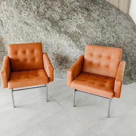 Modern On Rock At *